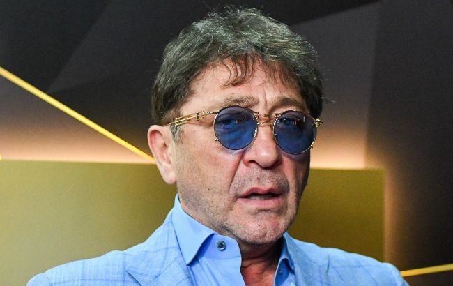 Лепс приехал на Донбасс, рассекает на авто и поет песни (видео)