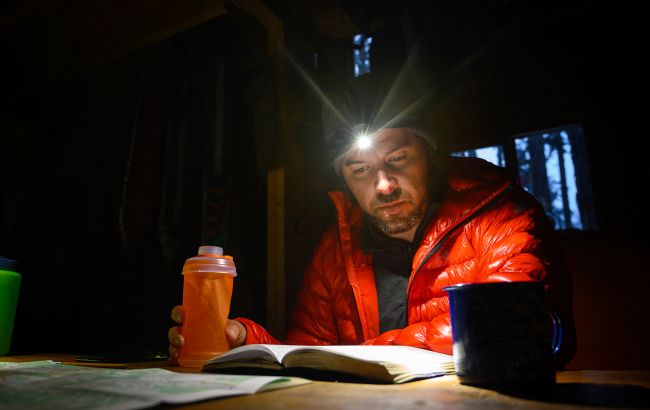 Відключення світла 4 лютого: графіки по областях після найпотужнішого в цьому році удару