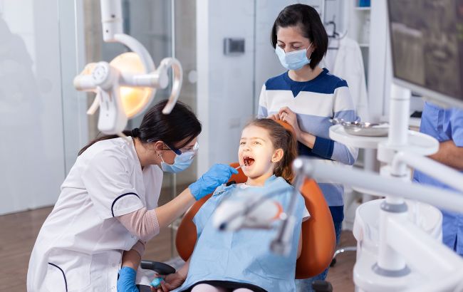 Популярна послуга дитячого стоматолога виявилася зовсім непотрібною: не витрачайте гроші