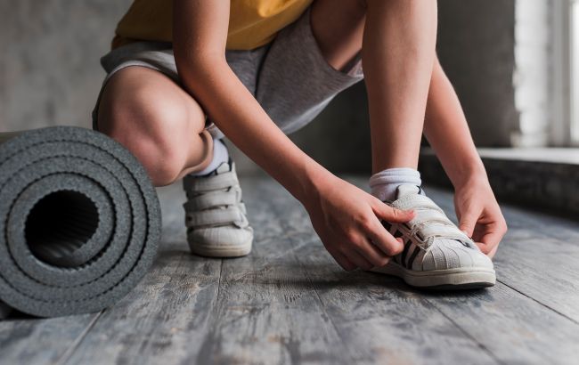 Як полагодити липучку на взутті або одязі за 1 хвилину: робочий лайфхак