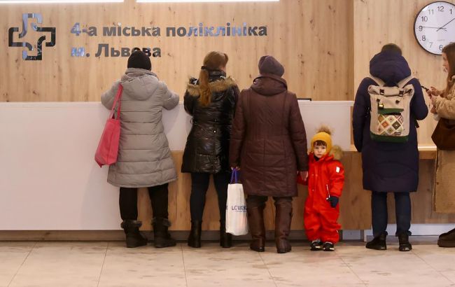 Врачи будут принимать даже в воскресенье: как по-новому заработают поликлиники Львова