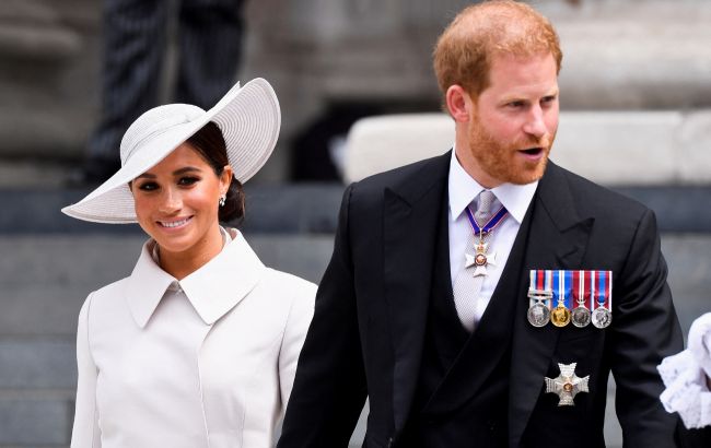 Знову на одні й ті самі граблі: Меган Маркл і принц Гаррі випустять авторські шоу