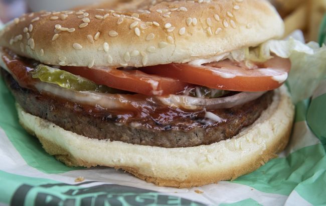 Як їсти бургери і не товстіти: розкрито головні секрети