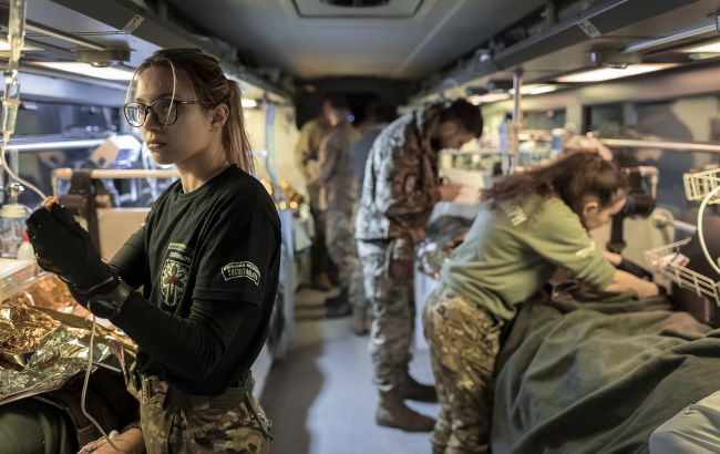Міноборони видаватиме військовим "пакунки пораненого": хто отримає і що в них буде