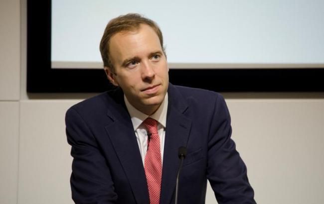 В Британии намерены отправить на карантин на месяцы всех граждан, старше 70 лет