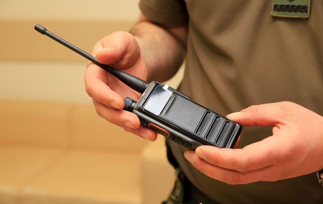 В Днепре подразделениям Нацгвардии передали 195 новых радиостанций