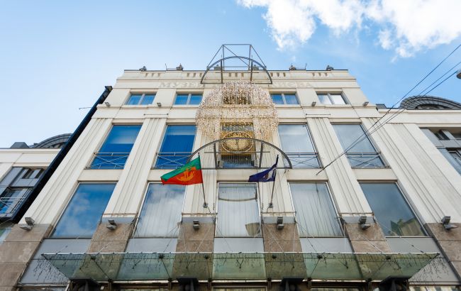 Фонд Матюхи долучився до артінсталяції Origami for Ukraine на фасаді Музею Києва