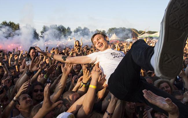 Мир любви, мира и добра: яркий фоторепортаж с фестиваля "Файне Місто"