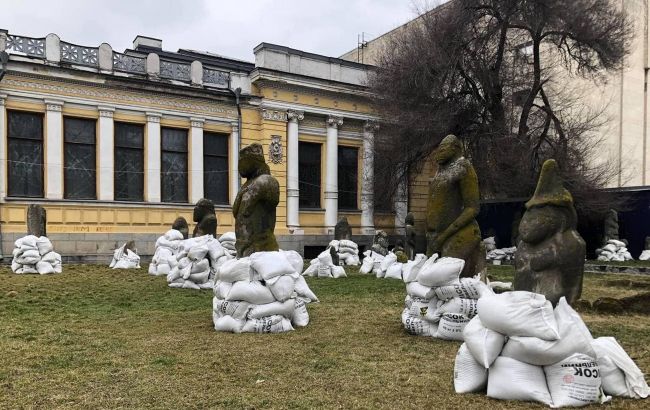 Шедевры под угрозой: как Украина спасает музейные ценности во время войны