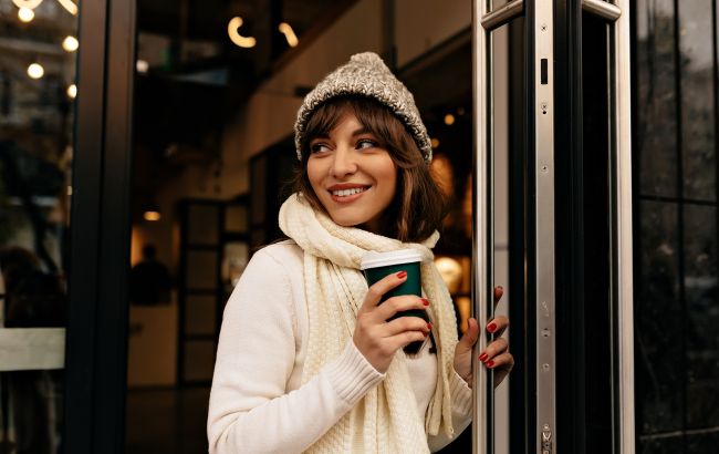 Три знака Зодиака наконец оставят грусть позади: к кому возвращается счастье