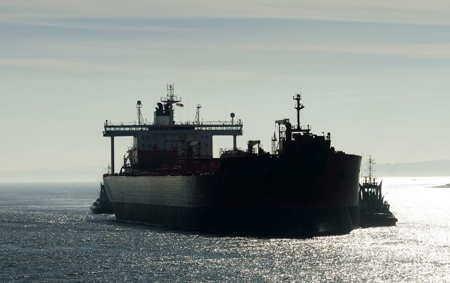 Взяли на абордаж: военные Бельгии впервые задержали "теневой" танкер РФ