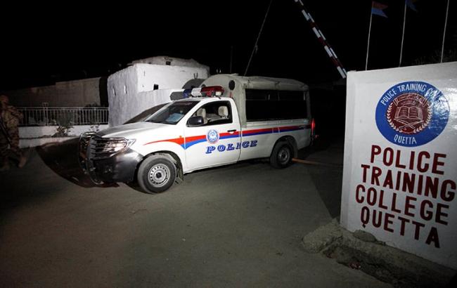 Нападение на полицейскую академию в Пакистане: 48 погибших и 100 раненых