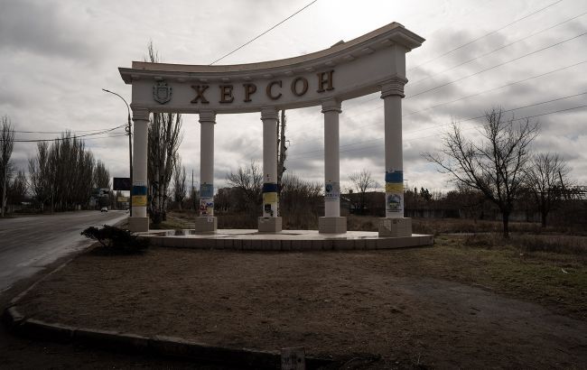 Окупати обстріляли Херсон, загинула людина