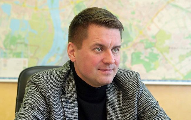 Директор департамента КГГА получил подозрение в растрате на ремонте тротуара