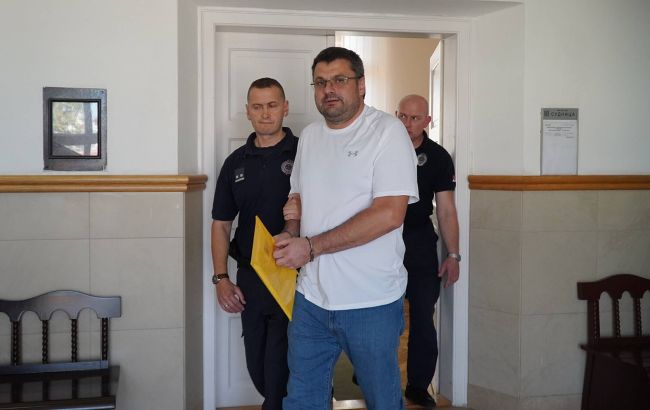 Австрія розгляне екстрадицію генерала-втікача Наумова до України