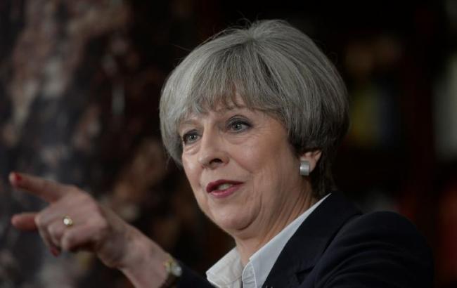 Партия Мэй не получит абсолютного большинства на предстоящих выборах в Британии, - опрос