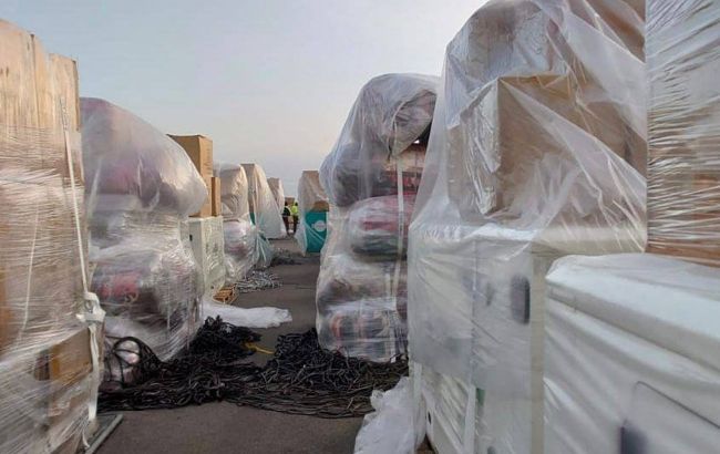 Саудівська Аравія відправила 3 літаки гуманітарної допомоги Україні