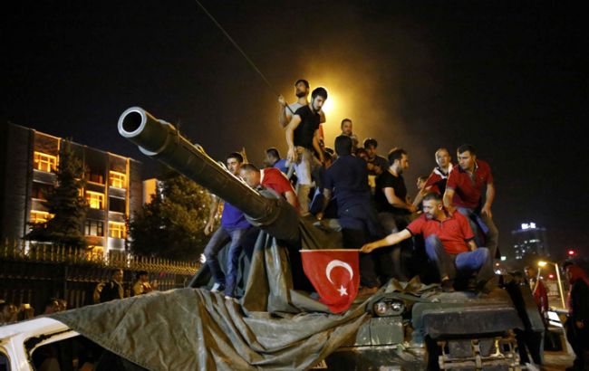 В Турции начался первый крупный судебный процесс по участникам переворота