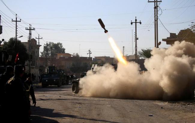 В результаті авіаударів по Мосулу загинули до 30 мирних жителів, - Reuters