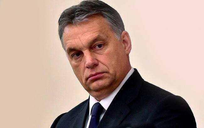 Угорщина побудує ще один паркан на кордоні з Сербією для захисту від біженців