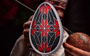 Пасхальная новинка от НБУ: как выглядит серебряная монета-писанка и сколько стоит (фото, видео)