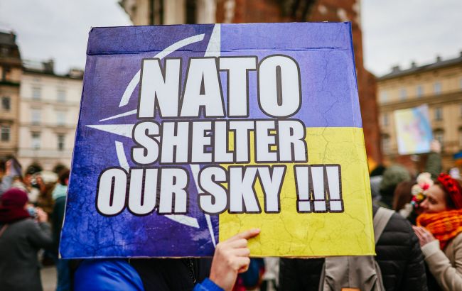 Латвія закликала закрити небо над Україною