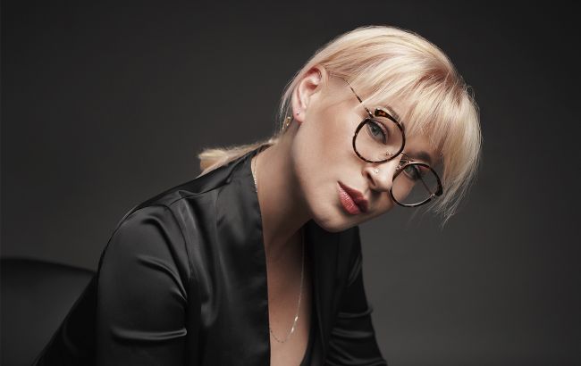 Украинская певица сняла 4 клипа за 10 часов: все они - о женских историях