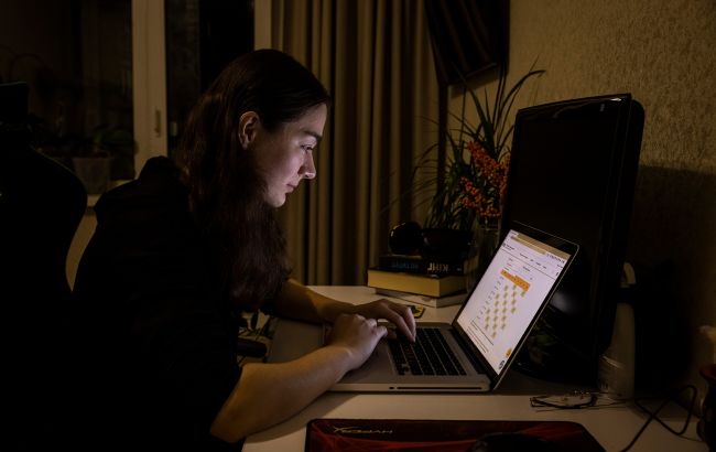 У Києві можуть запровадити графіки відключень світла: у ДТЕК назвали умову