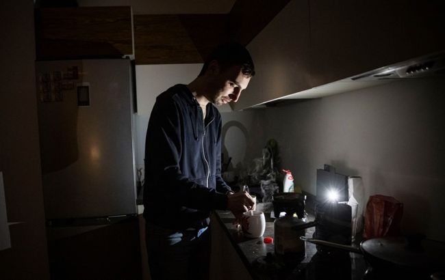 У Харкові знову вводять графіки погодинних відключень світла