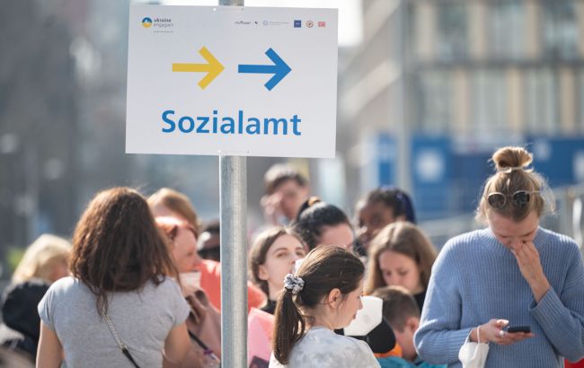 Про "Дію" можна й не мріяти. Чим українців дивує бюрократія в Німеччині