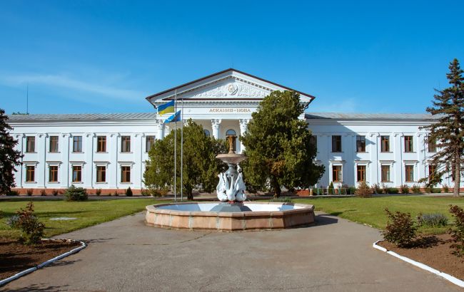 Окупанти взяли під контроль заповідник "Асканія-Нова"