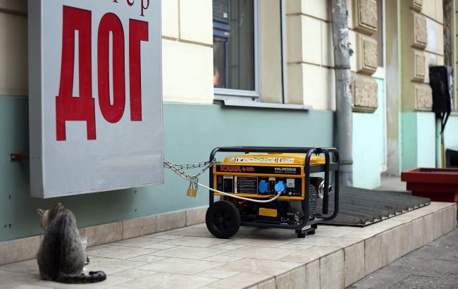 В Україні значно зросло споживання електроенергії через спеку: що відомо про графіки