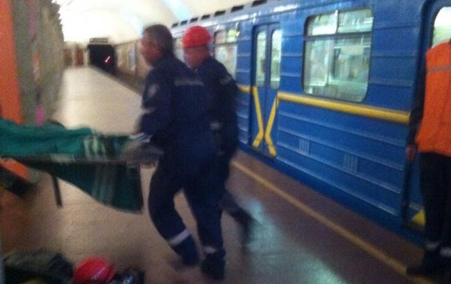 В Киеве мужчина упал под поезд на станции метро "Майдан Независимости"