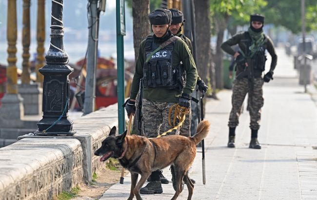 Индия набирает резервистов на фоне обострения с Пакистаном, - СМИ