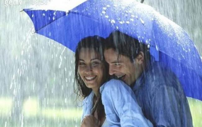 Погода на сегодня: на большей территории Украины ожидаются дожди с грозами, температура до +34