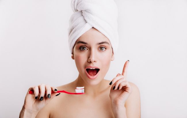 Як довго треба чистити зуби, щоб не було карієсу