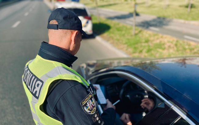 Нарушили ПДД? Полиция объяснила, как водителям проверить и быстро оплатить штраф