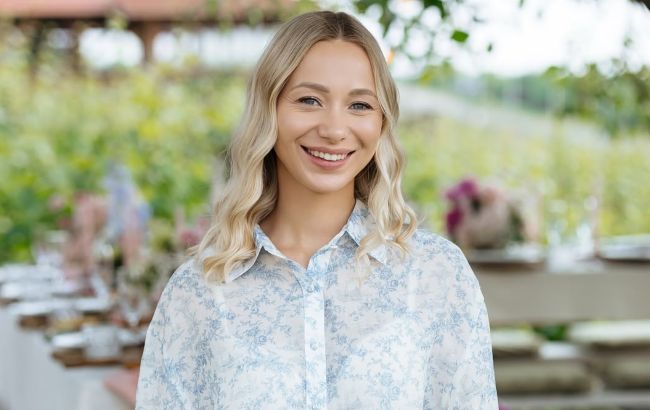 Комфорт и бохо-шик: летний образ жены Павлика, который подойдет на все случаи жизни