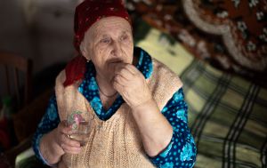 Пенсії в Україні зростуть з 1 березня, але не для всіх: кому точно не варто чекати індексації