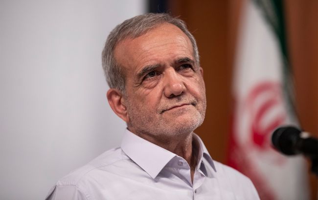 Президент Ирана поблагодарил Путина за "вдохновение в войне" с США