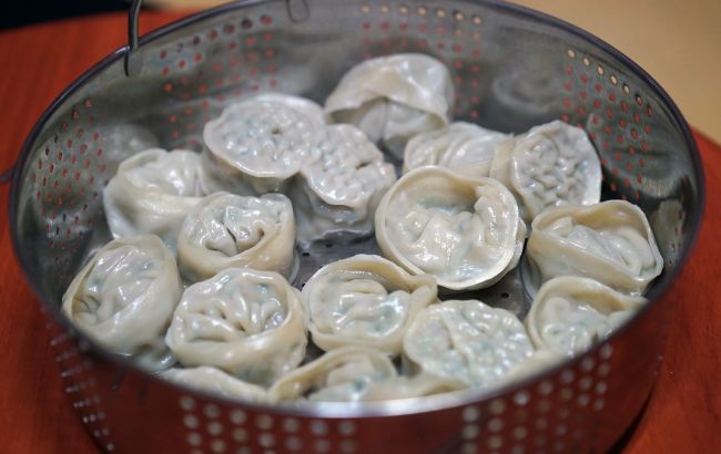 Пельмені та вареники не розповзатимуться при варінні: як їх правильно готувати