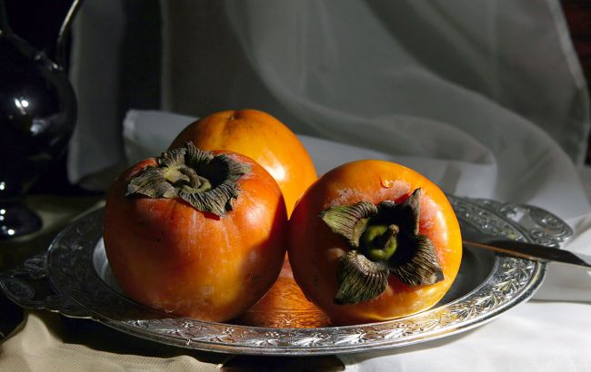 Хурма, шарон, корольок, персимон: у чому різниця