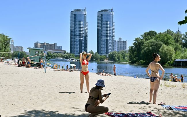 Відпочинок біля озер та річок в Україні: де вже можна купатися