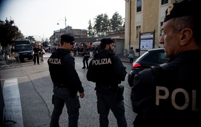 В Італії підірвали авто родини журналіста, який викривав мафію та критикував владу