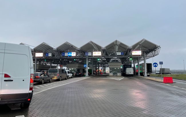 На кордоні України з Польщею можливі затримки: у чому причина