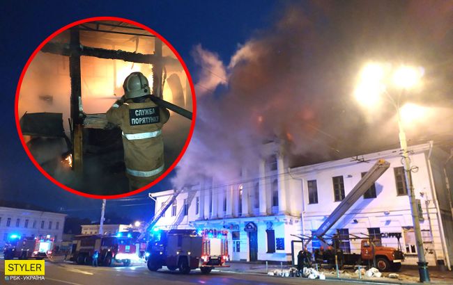 В Полтаве несколько часов не могут потушить пожар в историческом доме: центр перекрыт
