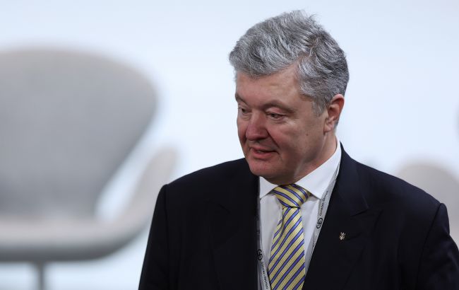 З'явилась петиція щодо введення санкцій проти Порошенка: подробиці