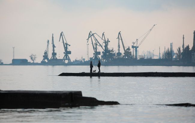 З порту Маріуполя вийшов новий російський балкер: з'ясувались цікаві моменти