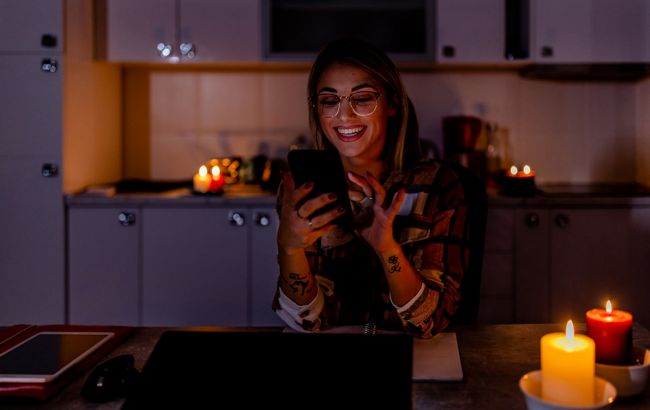 Світла буде більше. "Укренерго" оновило графіки відключень на 7 грудня