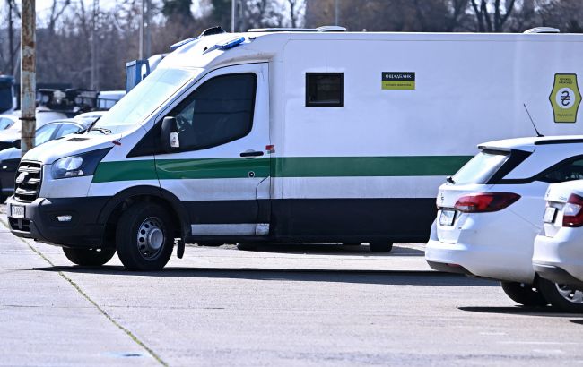 Ощадбанк приостановил ввоз валюты из ЕС